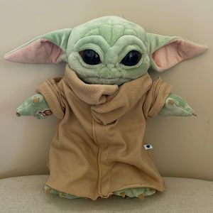 Star Wars Baby Yoda build a bear